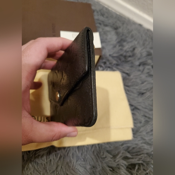 Louis Vuitton Monogram Empreinte key pouch in black - Picture 14 of 16